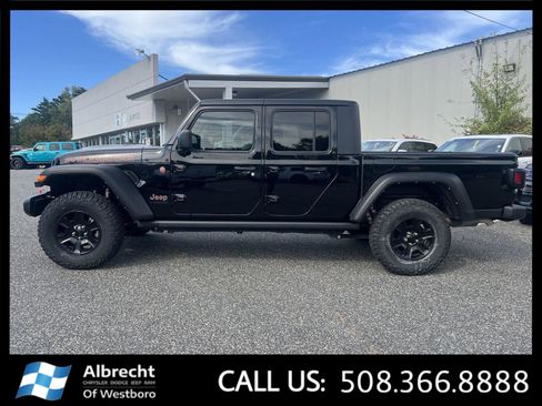 Used 2021 Jeep Gladiator Mojave image 2
