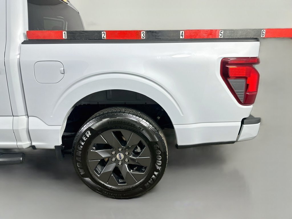 Used 2025 Ford F150 STX w/ Equipment Group 200A RWD image 39