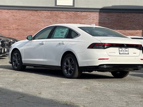 New 2025 Honda Accord EX-L image 6
