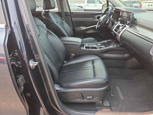Used 2024 Kia Sorento EX w/ Panoramic Sunroof Package AWD/4WD image 22