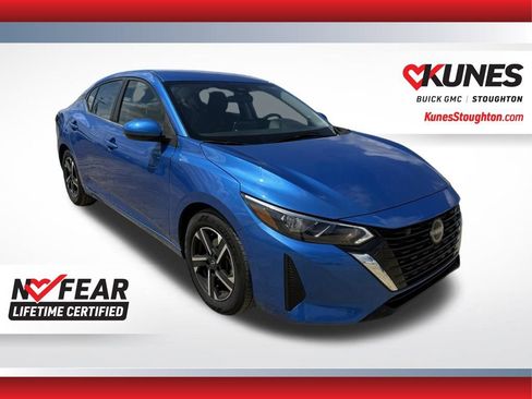 Used 2025 Nissan Sentra SV FWD image 1