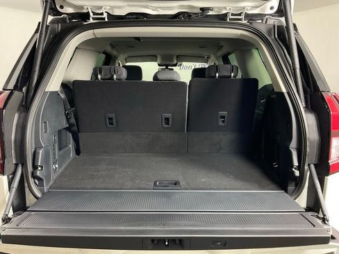 New 2027 Ford Expedition Active RWD image 11