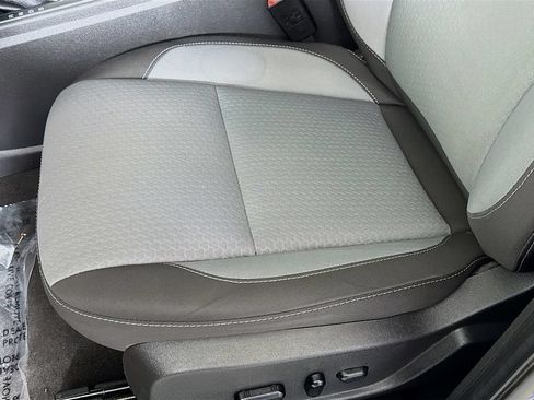 Used 2019 Ford Escape SE FWD image 18