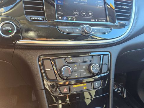 Used 2022 Buick Encore Preferred w/ Safety Package image 28