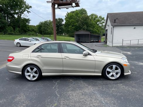 Used 2011 Mercedes-Benz E 350 Sedan image 7