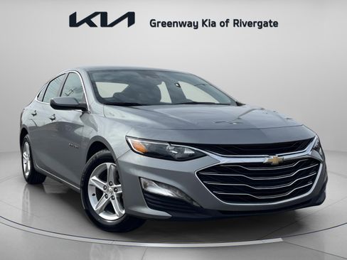 Used 2023 Chevrolet Malibu LT image 1