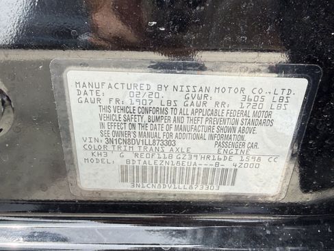 Used 2020 Nissan Versa S FWD image 31