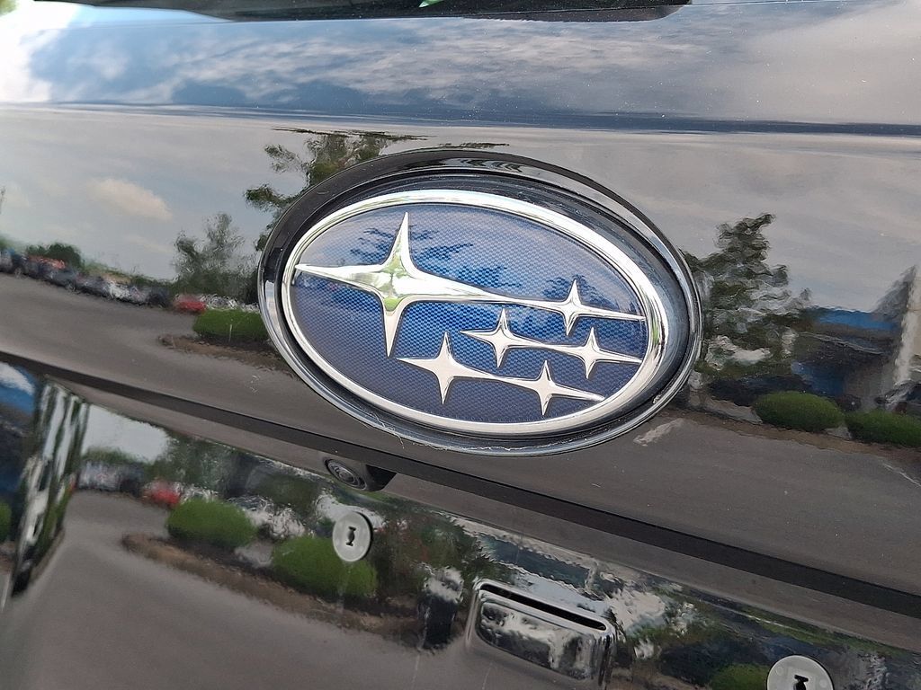 Used 2025 Subaru Outback AWD/4WD image 30