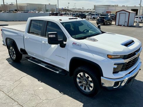 Used 2024 Chevrolet Silverado 2500 LT w/ All Star Edition image 4
