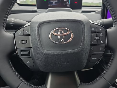 New 2026 Toyota C-HR AWD/4WD image 27