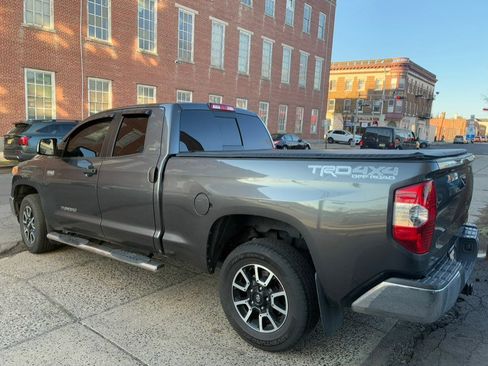 Used 2014 Toyota Tundra SR5 w/ TRD Off Road Package image 5