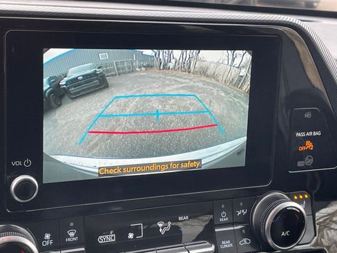 Used 2025 Toyota Highlander XSE image 25