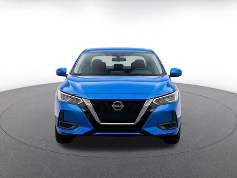 Used 2025 Nissan Sentra SV FWD image 2