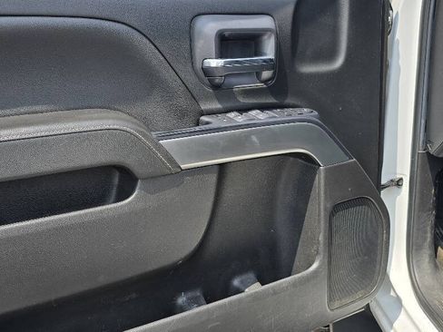 Used 2018 Chevrolet Silverado 2500 LT AWD/4WD image 9