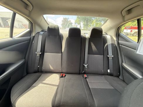 Used 2025 Nissan Sentra SV FWD image 19