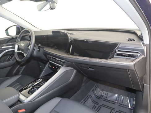 Used 2025 Audi Q5 Premium w/ Convenience Package AWD/4WD image 41