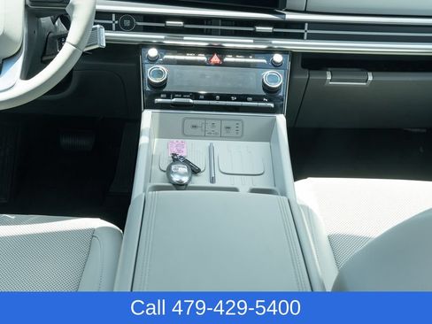Used 2026 Hyundai Santa Fe SEL AWD/4WD image 35
