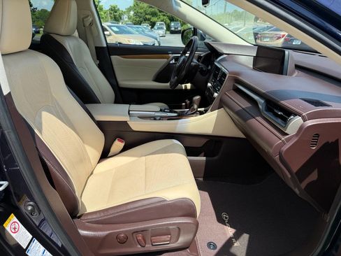 Used 2017 Lexus RX 450h AWD image 16