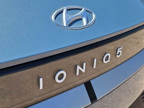 Used 2024 Hyundai Ioniq 5 SEL image 12