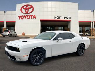 Used 2021 Dodge Challenger SXT w/ Blacktop Package RWD video 1