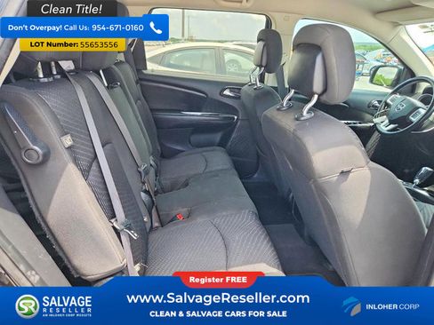 Used 2018 Dodge Journey SE w/ Connectivity Group FWD image 15