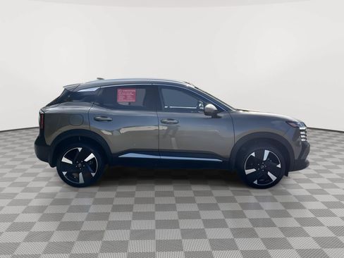 Certified 2025 Nissan Kicks SR AWD/4WD image 4