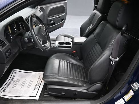 Used 2014 Dodge Challenger SXT Plus RWD image 12