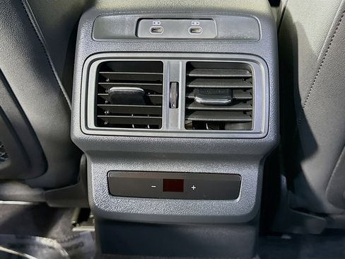 Certified 2025 Audi Q5 Premium Plus w/ Premium Plus image 23