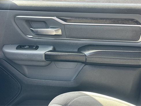 Used 2019 RAM 1500 Big Horn AWD/4WD image 29