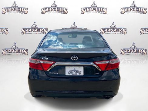 Used 2015 Toyota Camry SE FWD image 7