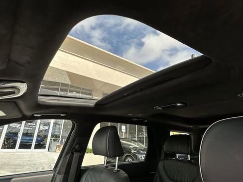 Used 2024 Hyundai Palisade Calligraphy image 24