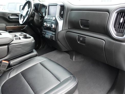 Used 2023 GMC Sierra 2500 SLE w/ Preferred Package image 39