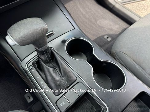 Used 2020 Kia Sorento LX image 27