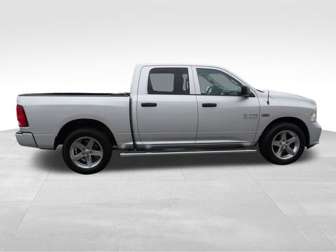 Used 2017 RAM 1500 Express image 11