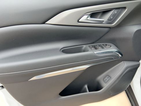 New 2026 Chevrolet Traverse LT w/ Midnight/Sport Edition image 12