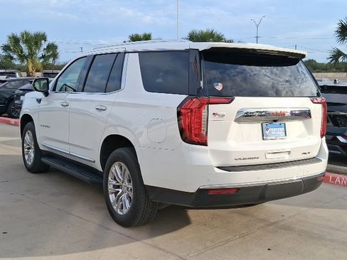 Used 2023 GMC Yukon SLT image 4