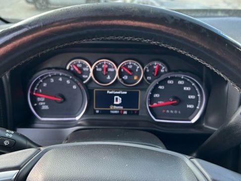 Used 2019 Chevrolet Silverado 1500 RST image 14