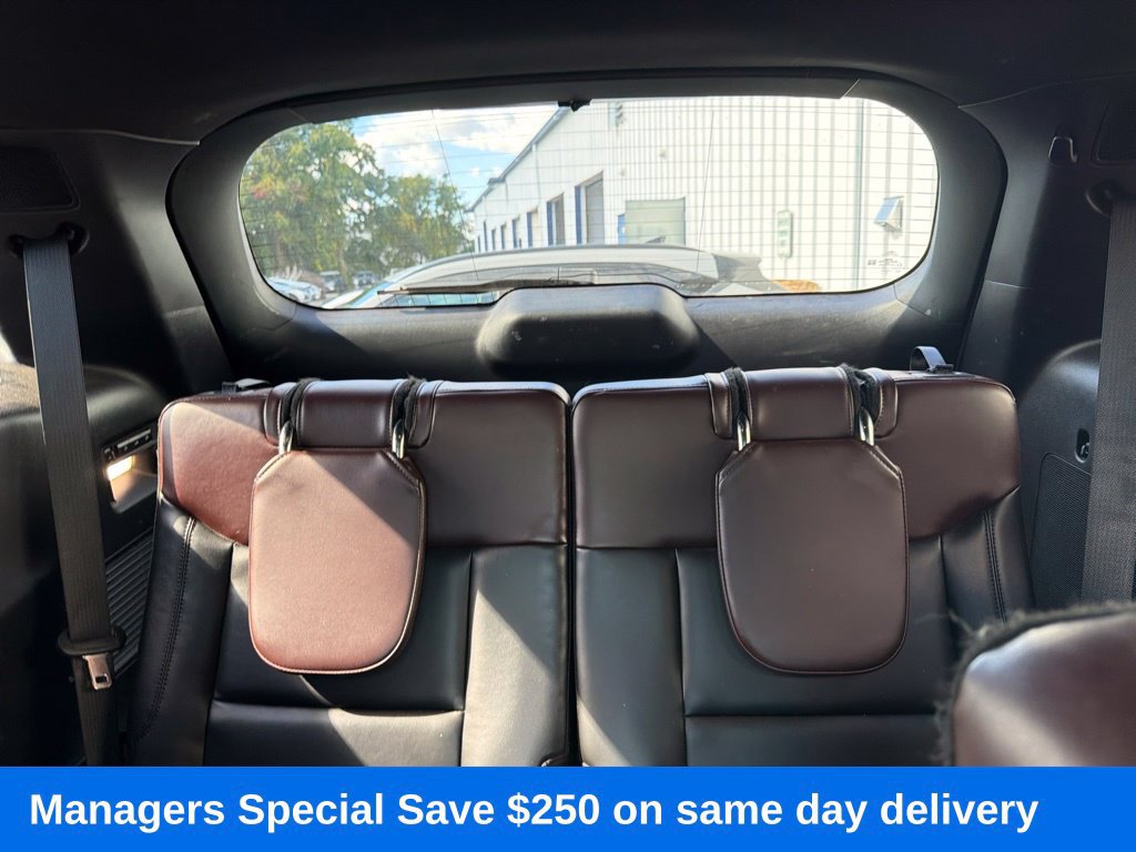 Used 2020 Ford Explorer Platinum w/ Premium Technology Package AWD/4WD image 27