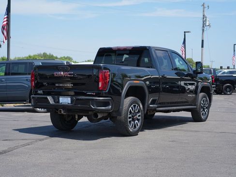Used 2021 GMC Sierra 3500 AT4 w/ AT4 Premium Plus Package AWD/4WD image 3