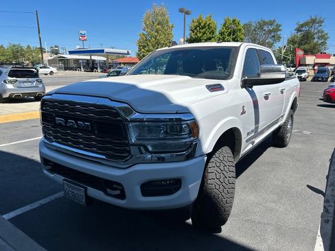 Used 2019 RAM 2500 Limited AWD/4WD image 1