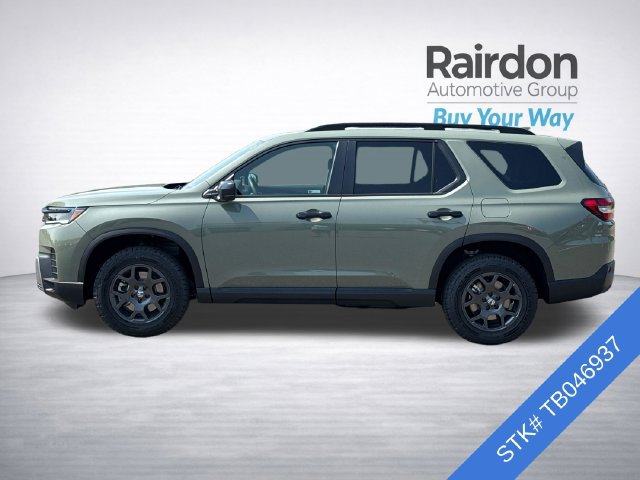 Used 2026 Honda Pilot TrailSport image 4
