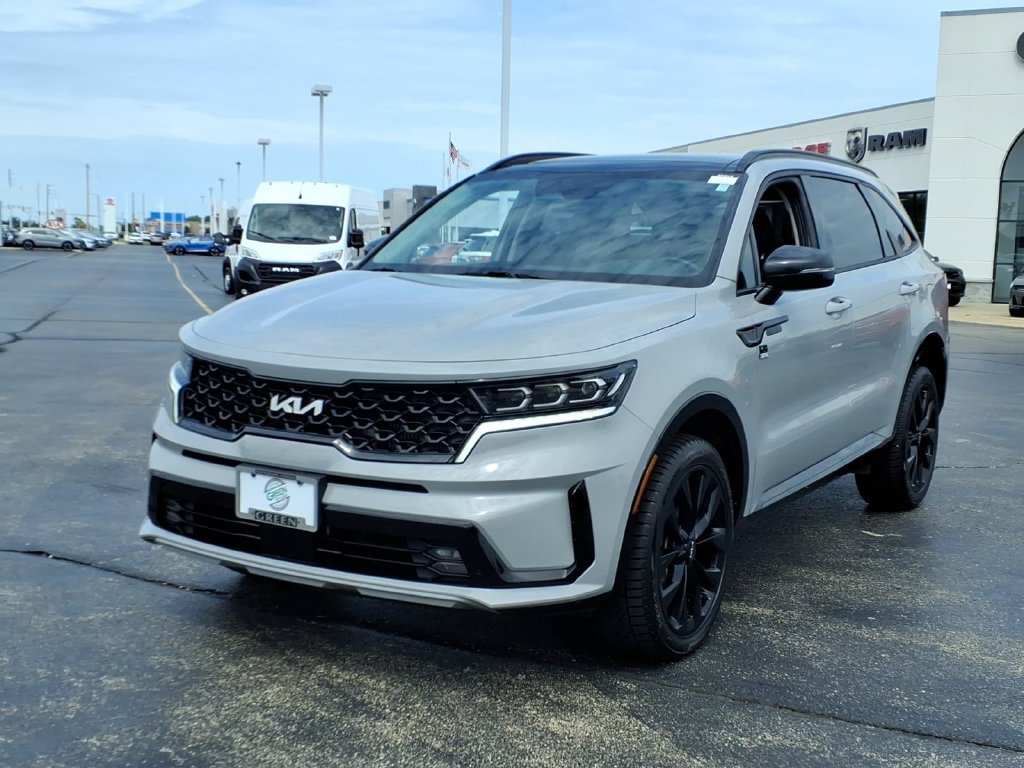 Used 2023 Kia Sorento SX AWD/4WD image 1