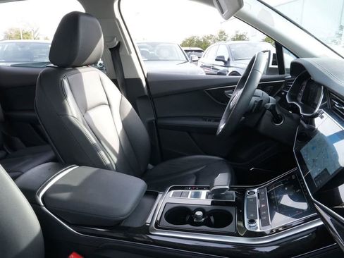 Used 2024 Audi Q7 3.0T Premium Plus image 13