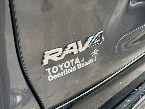 Certified 2020 Toyota RAV4 XSE w/ XSE Grade Weather Package AWD/4WD image 16