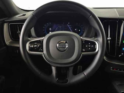 Used 2022 Volvo XC60 B5 R-Design w/ Advanced Package image 19