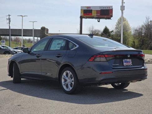 New 2026 Honda Accord LX image 17