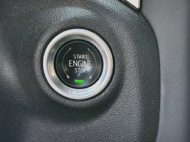 Used 2022 Chevrolet Silverado 2500 LTZ AWD/4WD image 33