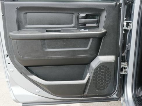 Used 2024 RAM 2500 Tradesman w/ Chrome Appearance Group AWD/4WD image 29