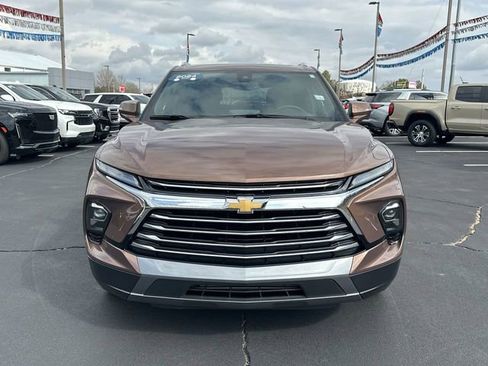 Certified 2024 Chevrolet Blazer Premier image 3