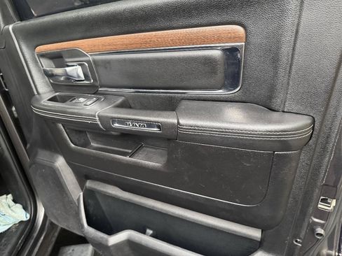 Used 2017 RAM 2500 Laramie w/ Sport Appearance Group AWD/4WD image 48